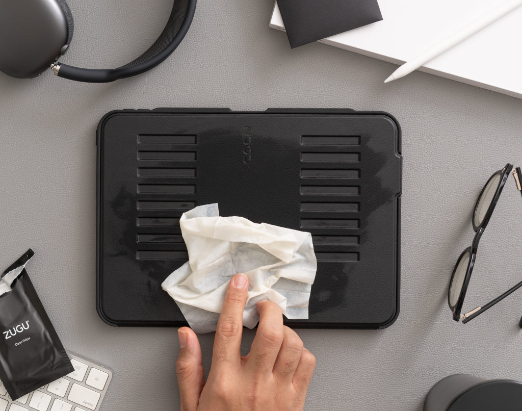 Case Wipe (12 pack) - Black